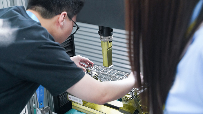 濟(jì)南辰達(dá)試驗機贊助第八屆全國大學(xué)生焊接創(chuàng)新大賽圓滿成功